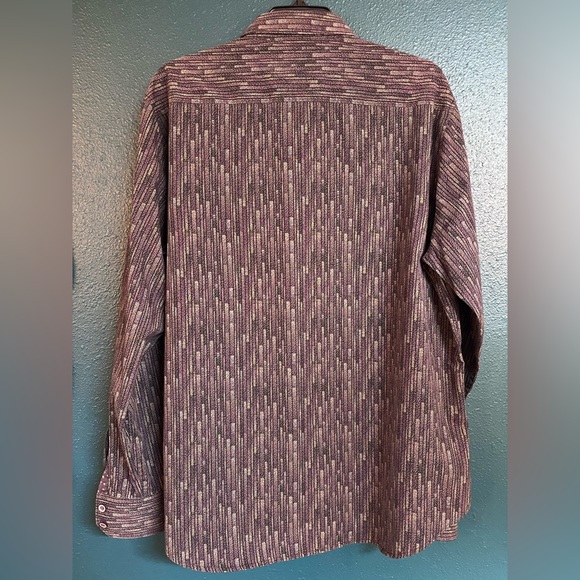 Men’s long sleeve button up - Picture 4 of 4